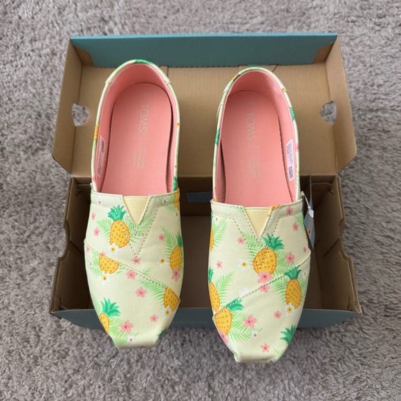 Toms Lemonade Pineapple Paradise Print Alpargata Shoes 10016697 - Picture 2 of 5